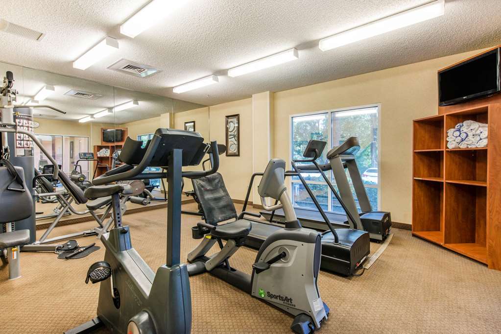 comfort inn and suites near universal orlando resort