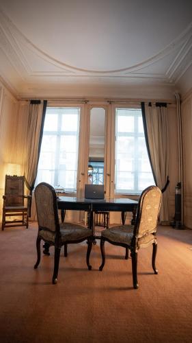 hotel de maitre de vaughan