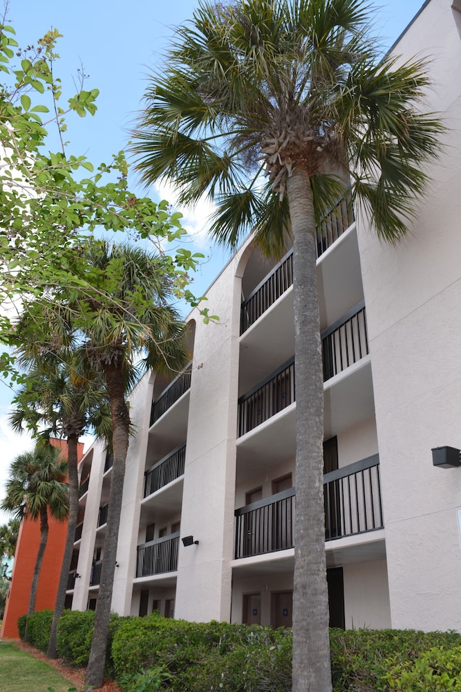 grand hotel orlando at universal boulevard