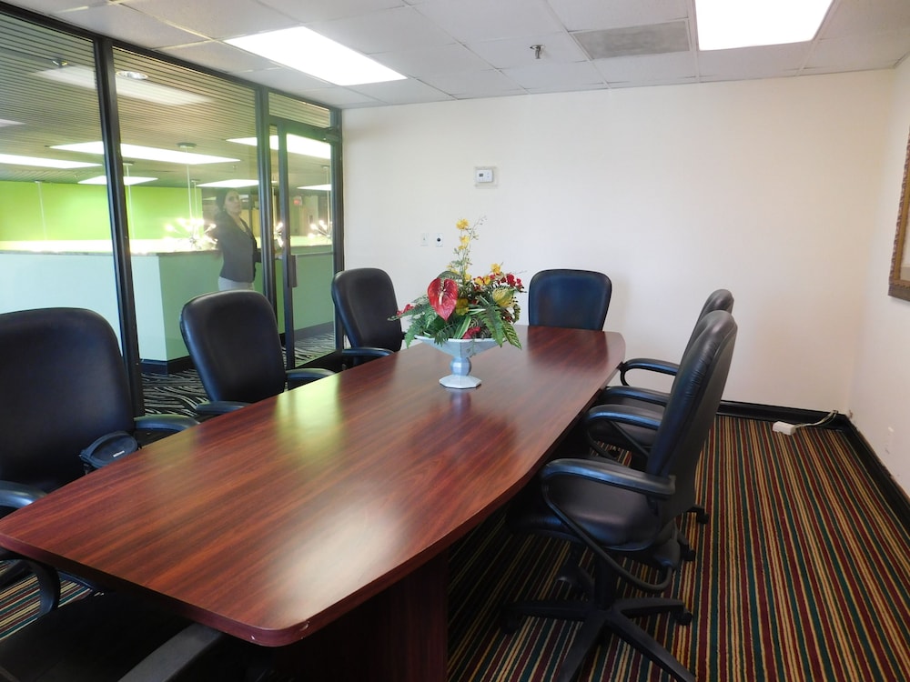 grand hotel orlando at universal boulevard