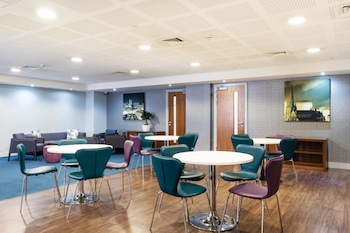 holiday inn express birmingham snow hill by ihg