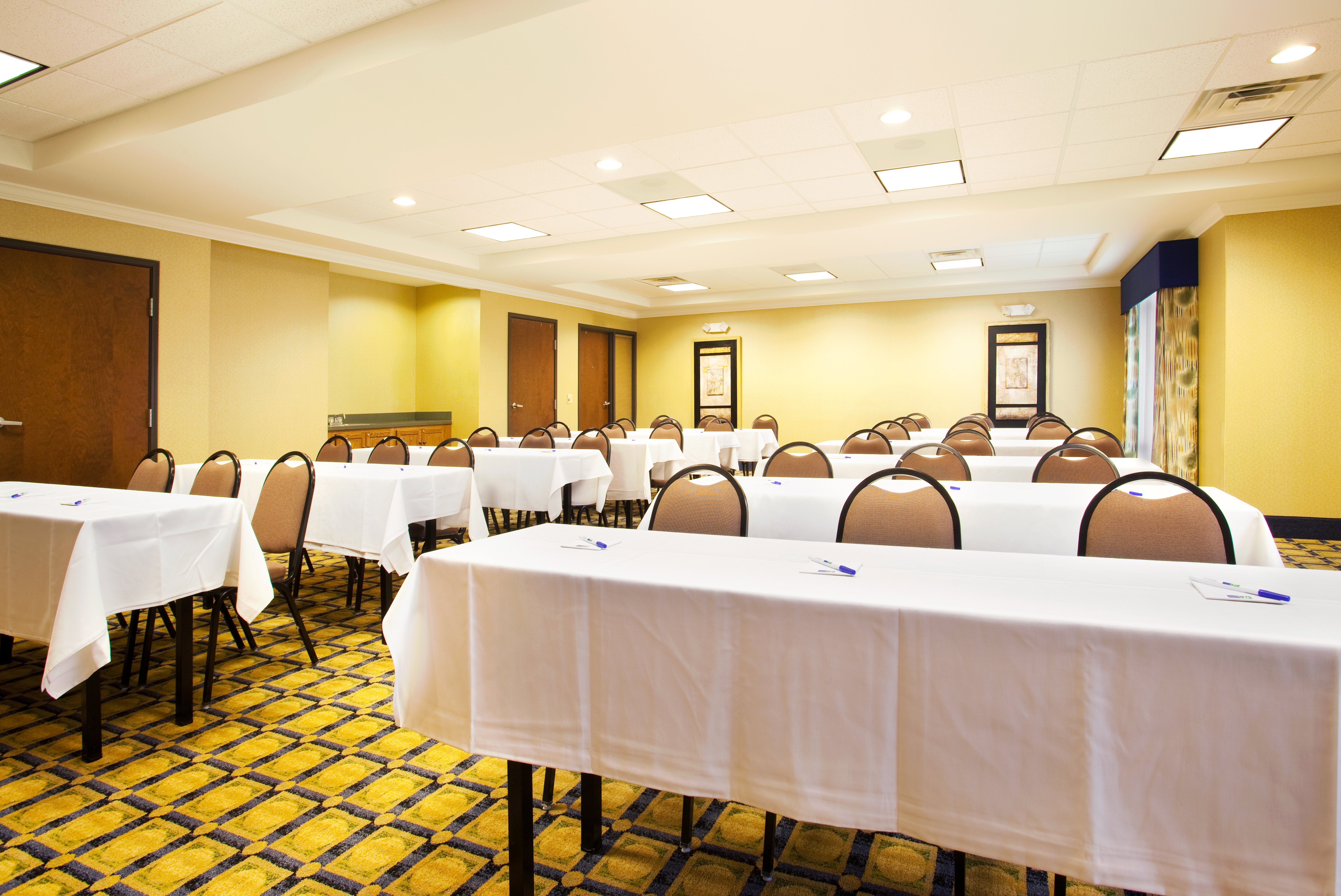 holiday inn express and suites chicago south lansing