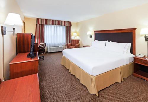 holiday inn express and suites laredo event center area