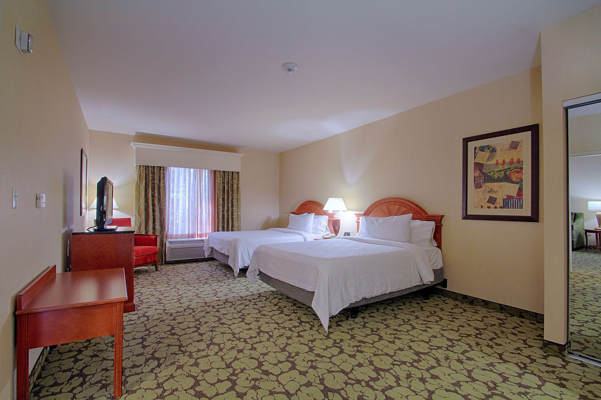 hilton garden inn las vegas strip south