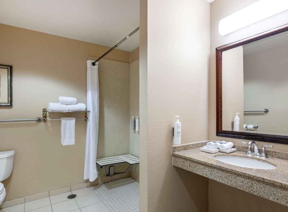 hilton garden inn las vegas strip south