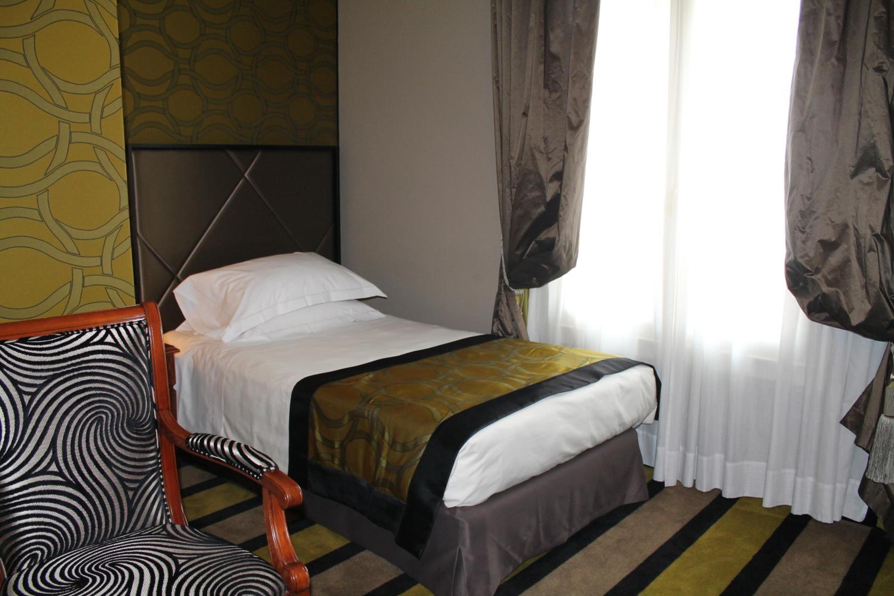 hilton garden inn las vegas strip south