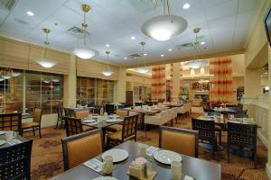 hilton garden inn las vegas strip south