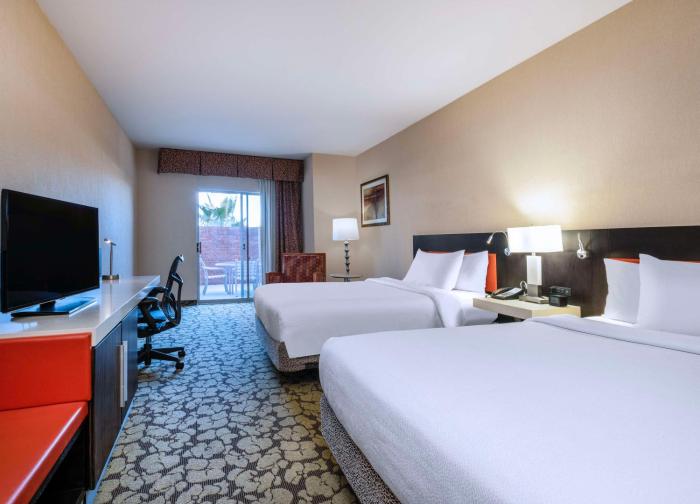hilton garden inn las vegas strip south