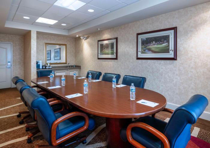 hilton garden inn las vegas strip south