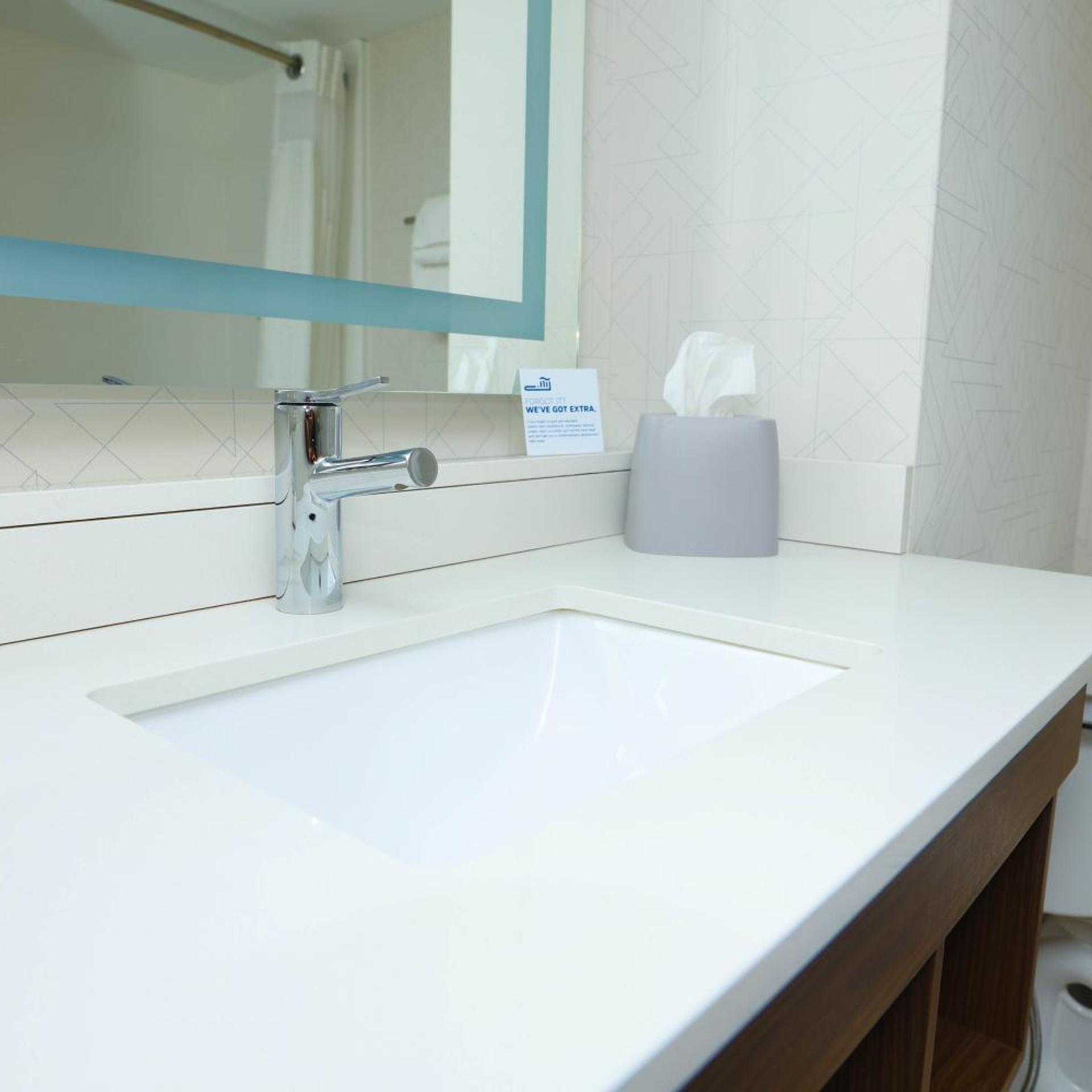 holiday inn express detroit birmingham by ihg