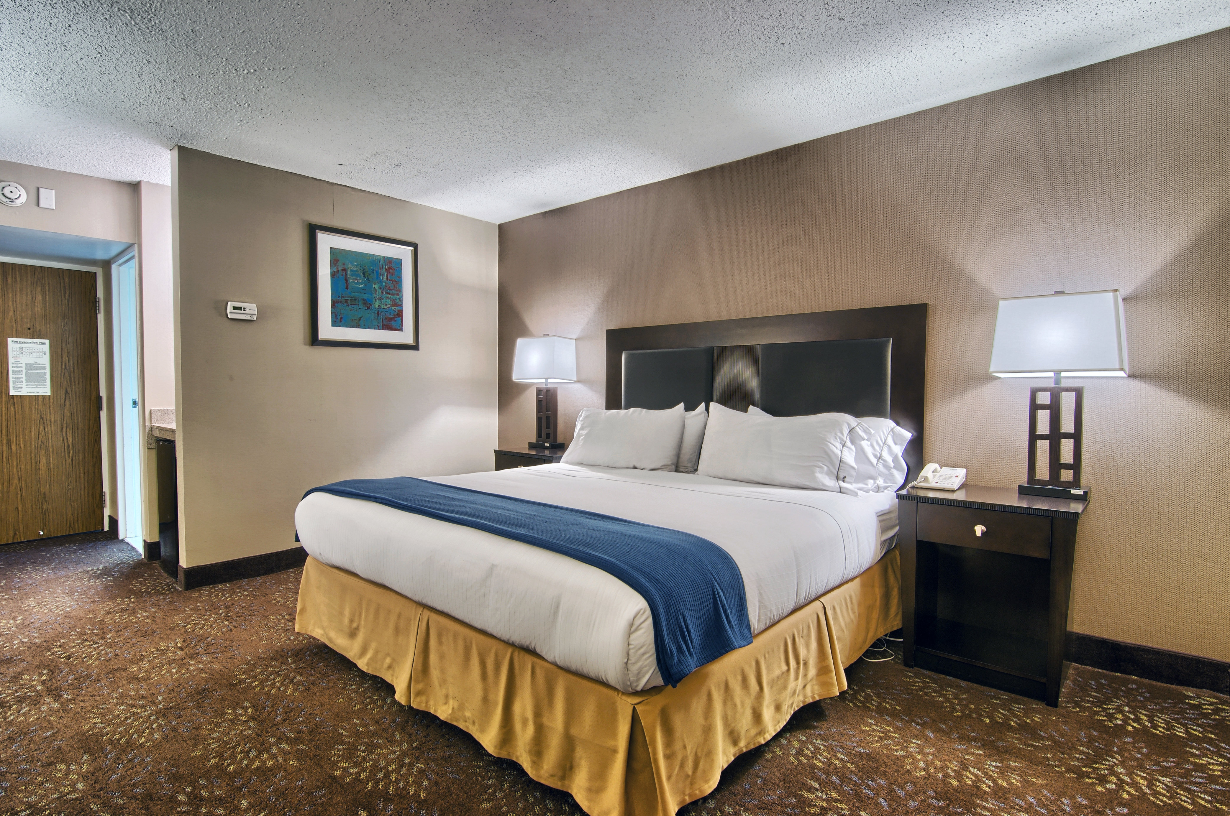 holiday inn express detroit birmingham by ihg