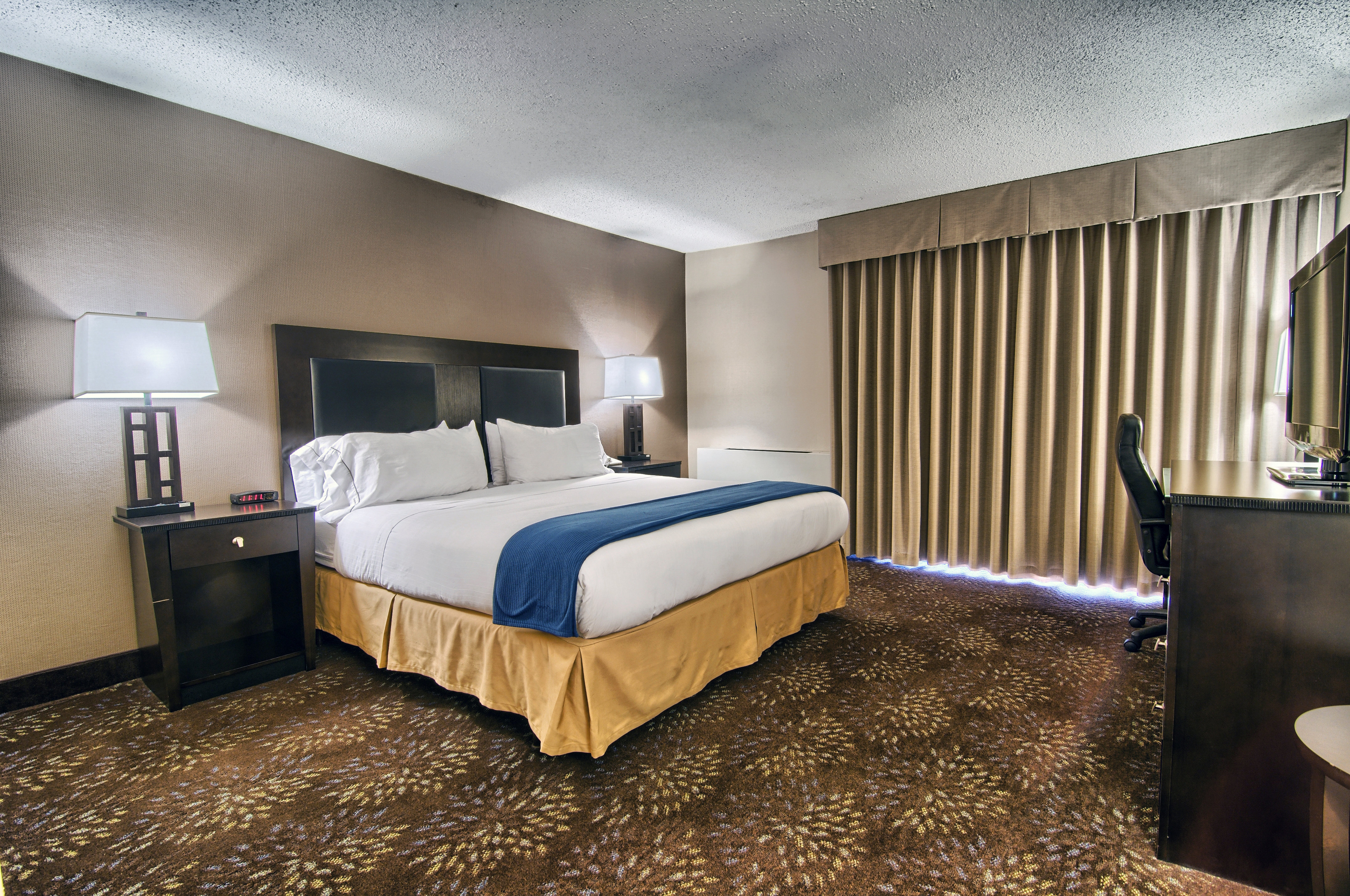 holiday inn express detroit birmingham by ihg