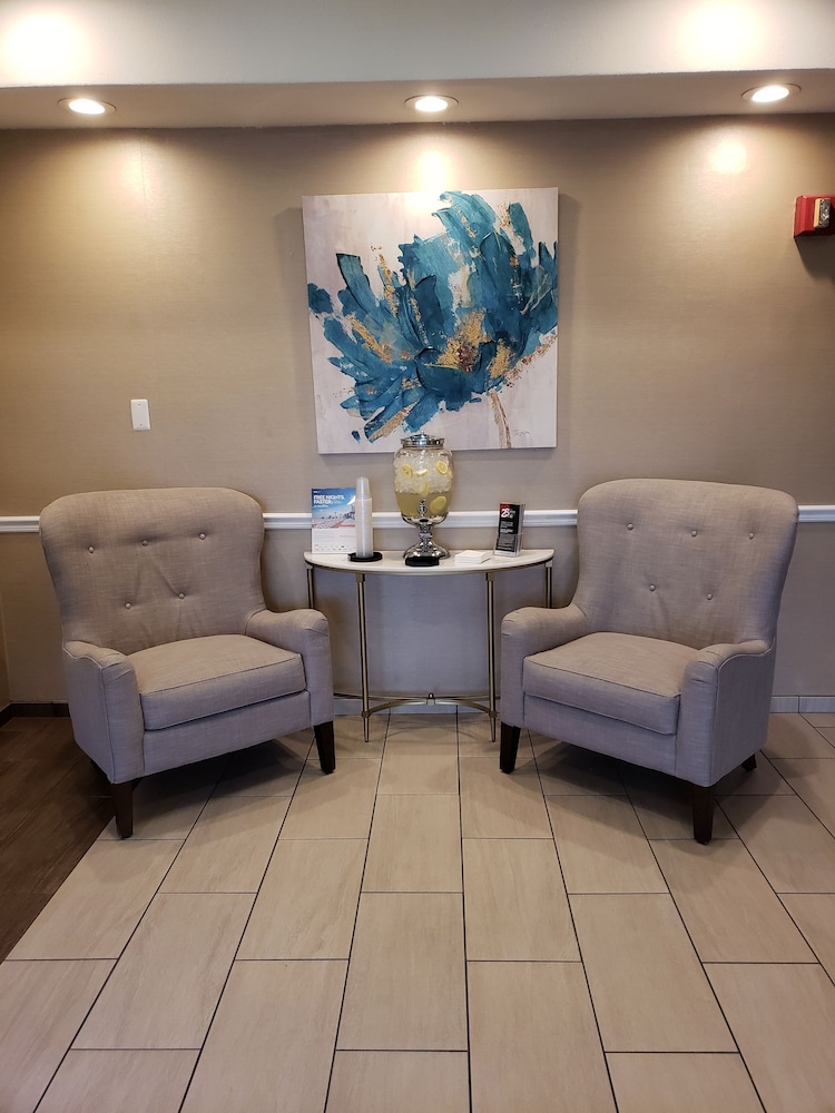 holiday inn express detroit birmingham by ihg