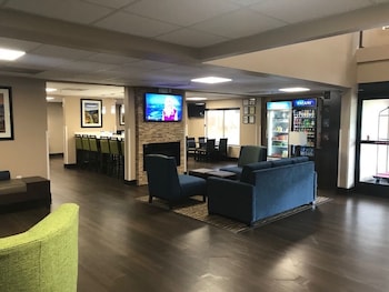 comfort suites northside hospital gwinnett