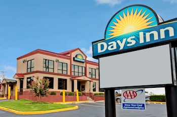 Days Inn By Wyndham Lawrenceville,Lawrenceville>>Atlanta,2 star