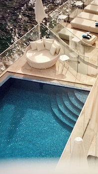 hotel la calanque