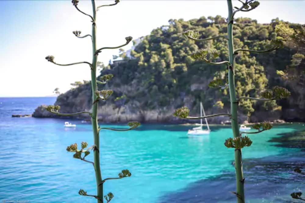 hotel la calanque