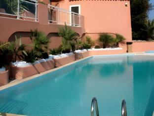 hotel la calanque