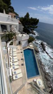 hotel la calanque