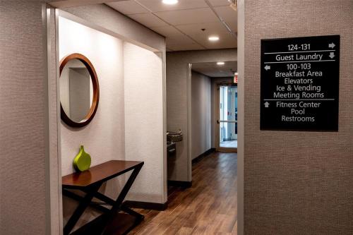 hampton inn and suites leesburg