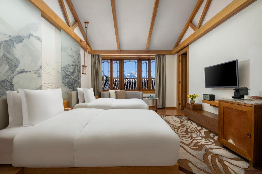 hotel indigo lijiang ancient town by ihg