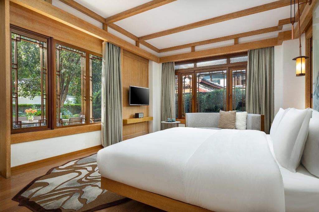 hotel indigo lijiang ancient town by ihg