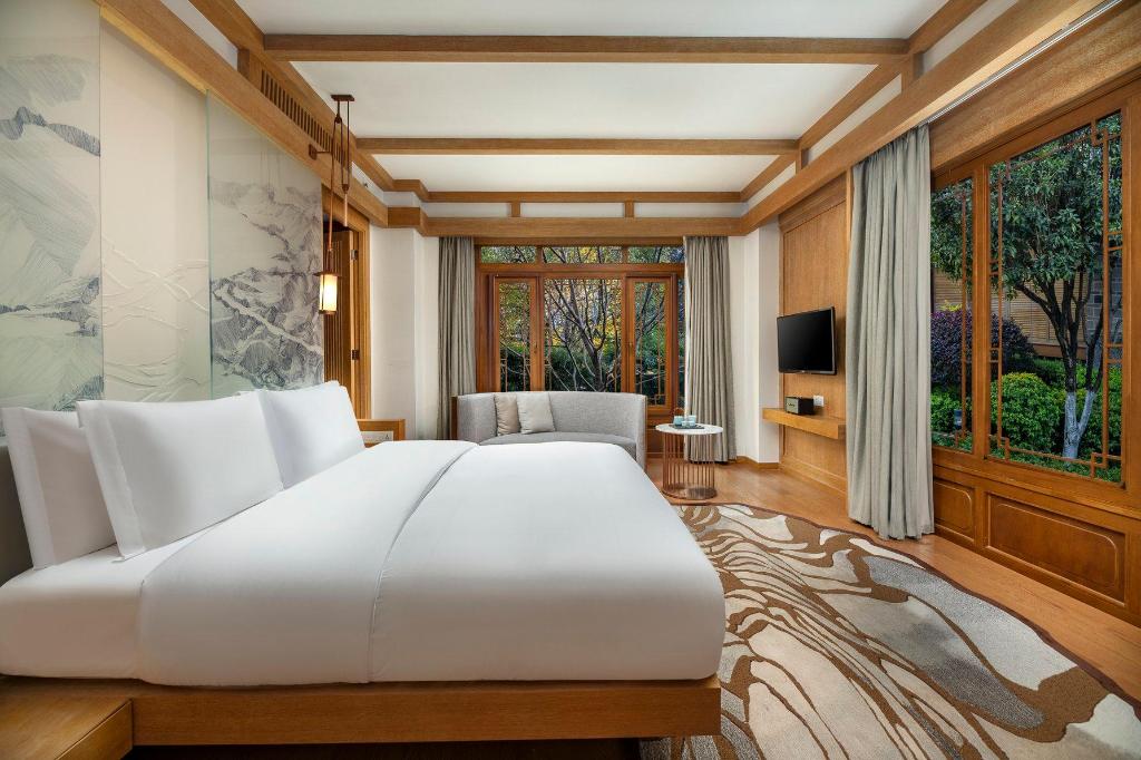 hotel indigo lijiang ancient town by ihg