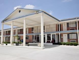 Days Inn By Wyndham Paris,Paris>>Lamar,2 star