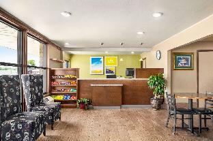 Days Inn By Wyndham Paris,Paris>>Lamar,2 star