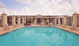Days Inn By Wyndham Paris,Paris>>Lamar,2 star