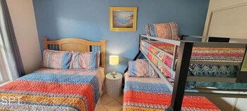 Fiesta Sol #110 2 Bedroom Home By Redawning,One15 E Amberjack St,3 star