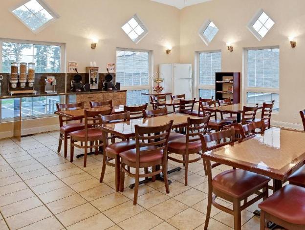 howard johnson by wyndham blackwood near philadelphia