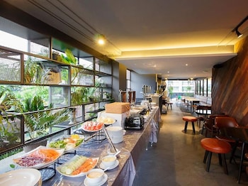 Cinnamon Hotel Bangkok,Chatuchak>>Bangkok,4 star