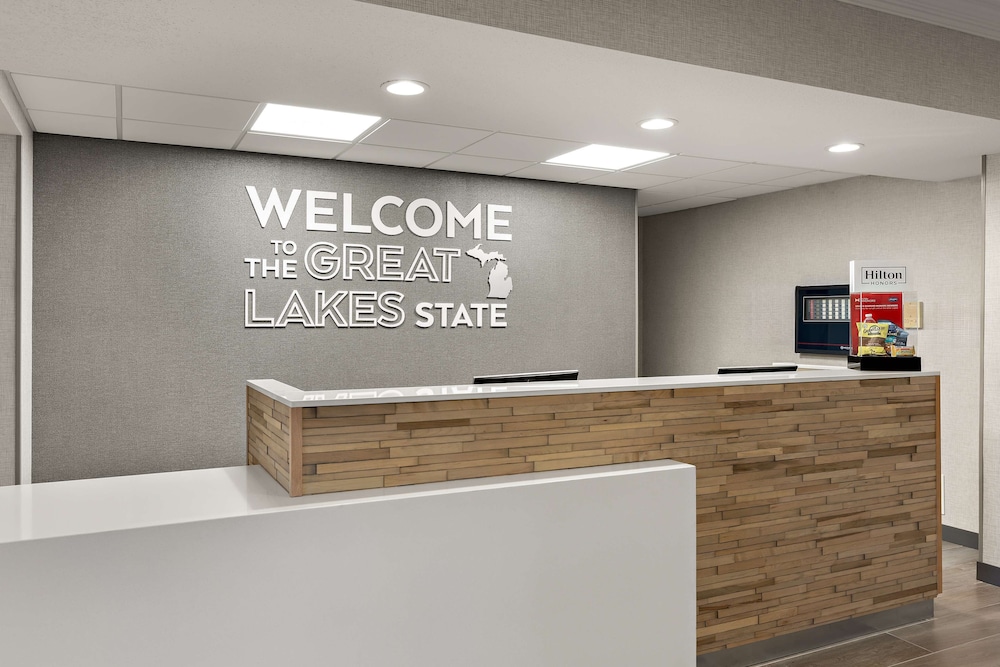 hampton inn and suites by hilton petoskey