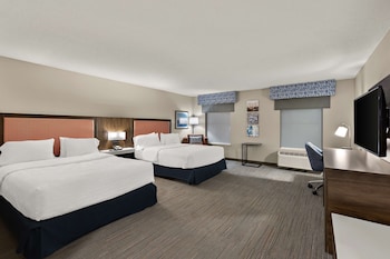 hampton inn and suites by hilton petoskey