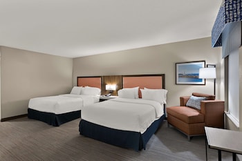 hampton inn and suites by hilton petoskey