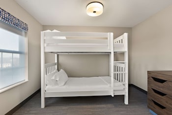 hampton inn and suites by hilton petoskey