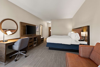 hampton inn and suites by hilton petoskey