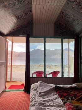 padma cottage pangong