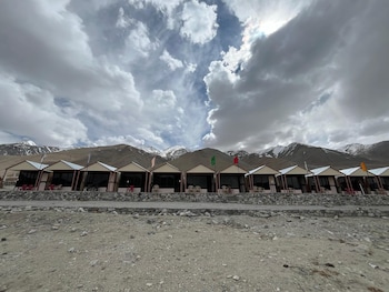 padma cottage pangong