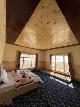 kailash house tsomoriri lake