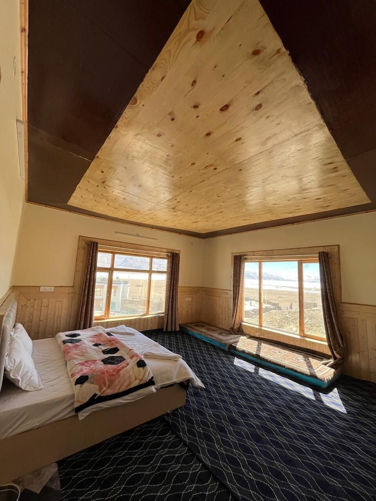 kailash house tsomoriri lake