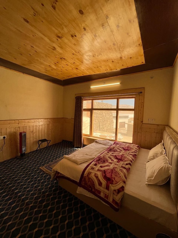 kailash house tsomoriri lake