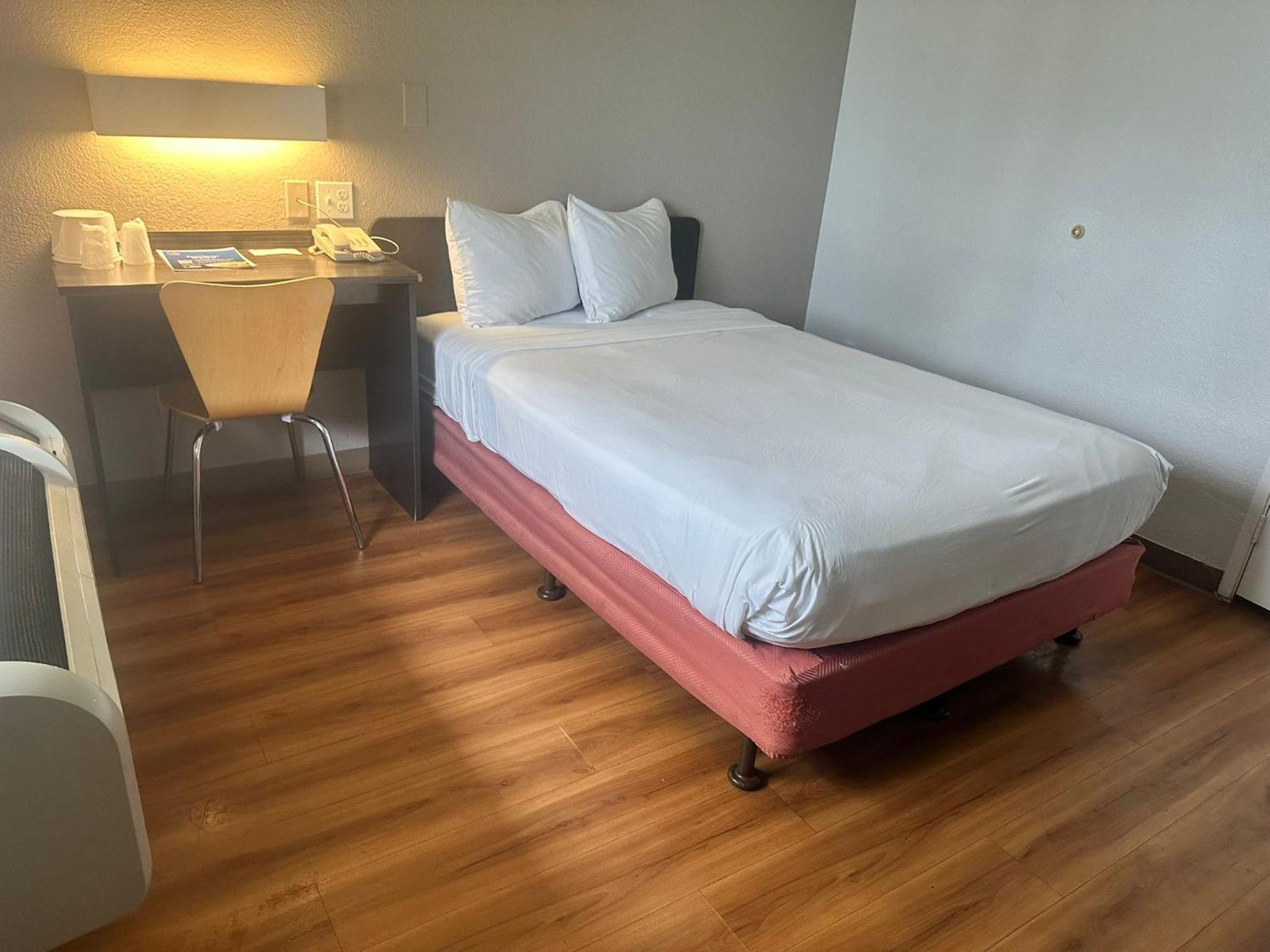 hilton miami airport blue lagoon