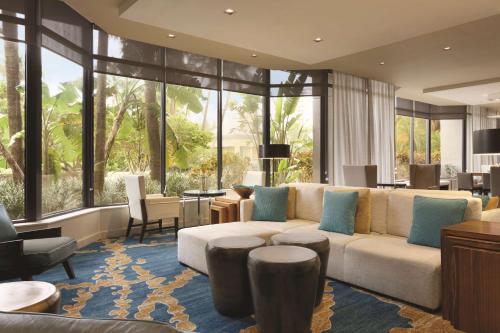 hilton miami airport blue lagoon