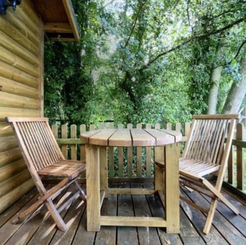 inviting 1 bed cabin in newmarket