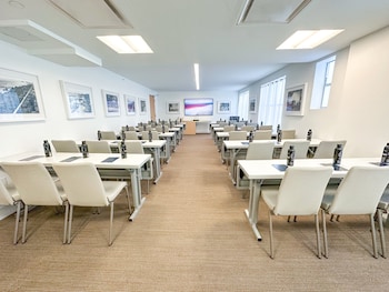 the gabriel miami south beach curio collection by hilton