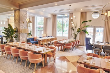 the gabriel miami south beach curio collection by hilton