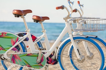 the gabriel miami south beach curio collection by hilton