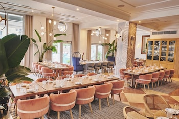the gabriel miami south beach curio collection by hilton